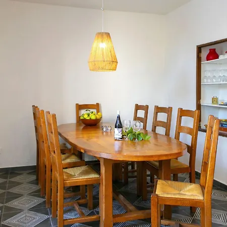 Peral By Interhome *