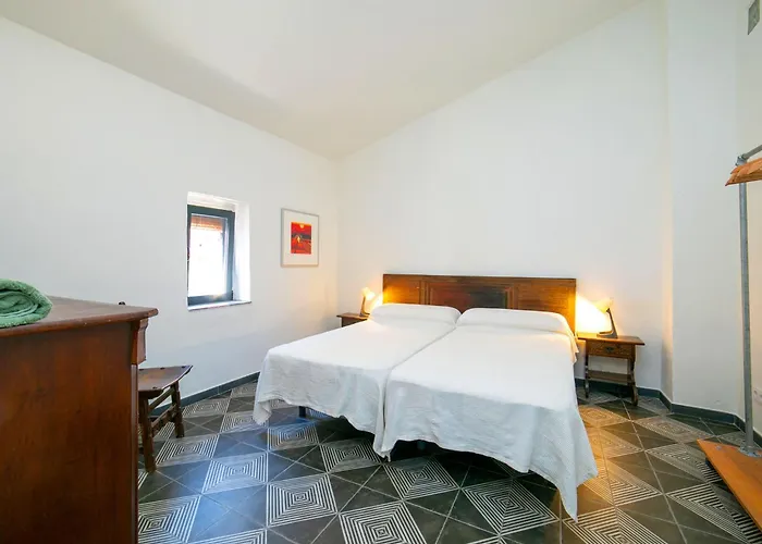 Peral By Interhome *